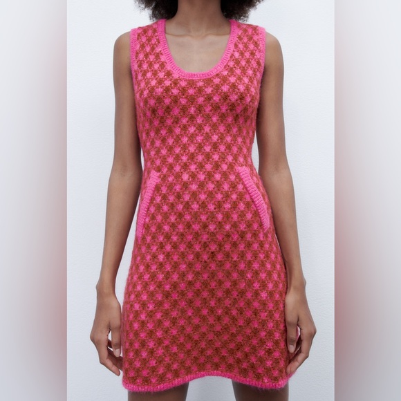 ZARA Pink Knit Dress - Picture 4 of 12